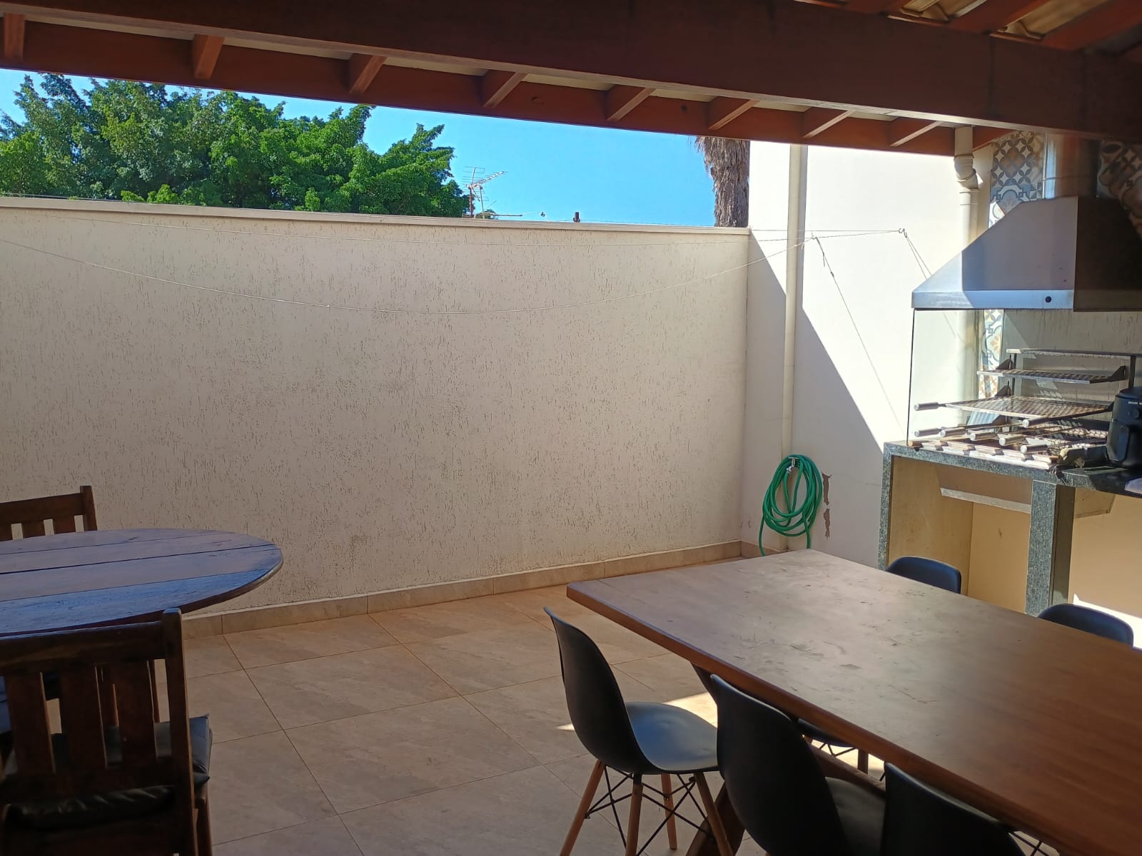 814f8818-dfae-47b7-af3a-2d3f36577ee3